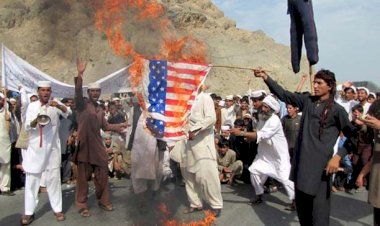 Afgan halkı, yabancıların ülkeyi terk etmesini istiyor