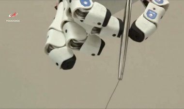 Hindistan'da 32 km mesafedeki bir doktorla ilk kalp operasyonu