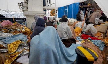 Sığınmacılar 'Alan Kurdi'de mahsur kaldı