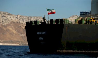 'İran tankeri yerine ulaştı ve petrolünü sattı'