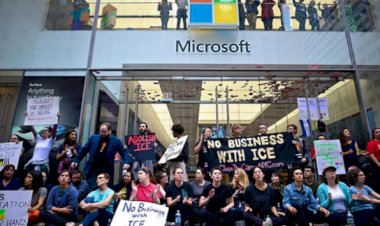 New York'ta Microsoft protestosu: 76 gözaltı