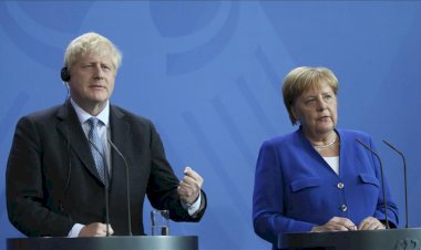 Johnson ile Merkel bir araya geldi