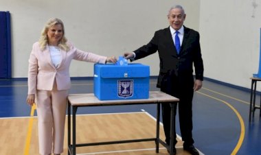 Netanyahu liderliğindeki sağ blok çoğunluğu elde edemedi