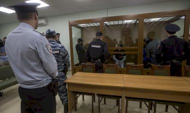 Yehova Şahitleri üyelerine hapis cezası