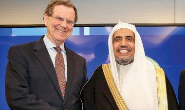 Rabıta Başkanı El-İsa'dan Yahudi komitesine Mekke daveti