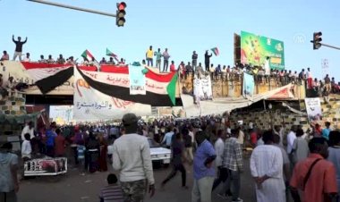 Sudan'da öldürülen protestocularla ilgili komisyon kurulacak