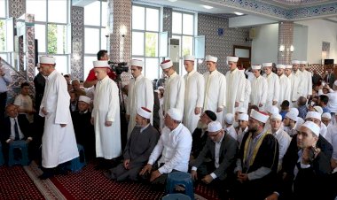 Arnavutluk'ta yaklaşık 70 yıl sonra ilk hafızlık töreni