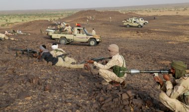 Mali'de ordu karargahına baskın: 25 ölü