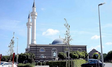 Belçika'da camilerin devlet tarafından tanınma sorunu büyüyor