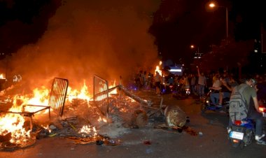 Lübnan sokakları savaş alanına döndü