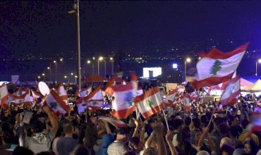Lübnan'da protestoculardan eylemlere devam çağrısı