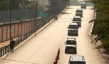 Hindistan'da 'Keşmir ziyareti' tartışması