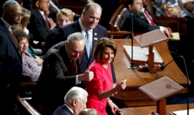 ABD Temsilciler Meclisi, Trump'ın azil sürecini resmen başlatan tasarıyı onayladı