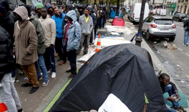 Paris'te düzensiz göçmenlere 'tahliye' operasyonu