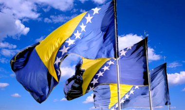 Bosna Hersek, Macron'un 'saatli bomba' açıklamasına tepkili