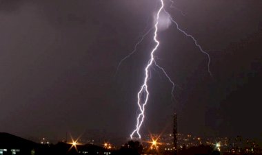 Pakistan'da yıldırım düşmesi sonucu 24 kişi öldü