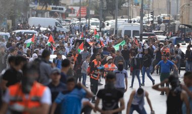 Batı Şeria'daki gösterilerde biri gazeteci 2 kişiyi yaralandı