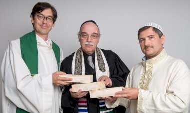 Almanlardan Gülencilerin yer aldığı cami, kilise ve sinagog projesine destek