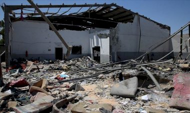 Libya: BAE Trablus'ta fabrikayı vurdu 7 işçi öldü