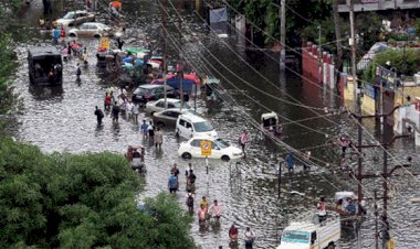Hindistan'da muson yağmurlarında yaklaşık 2 bin 400 kişi öldü