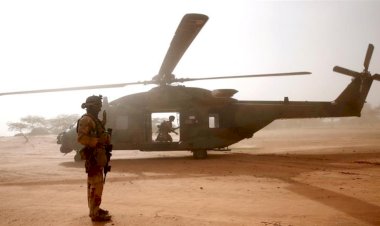 Mali'de Tevhid ve Ensar grubuna saldırı hazırlığındaki Fransız helikopteri düştü