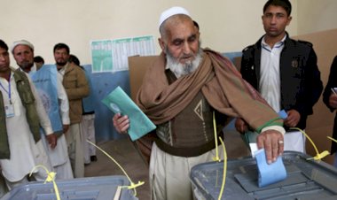 Afganistan'da seçim tartışması sürüyor