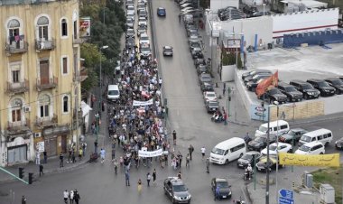 Lübnan'da yakıt istasyonları greve gidiyor
