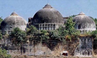 Hindistan'da Babri Camisi'nin yıkılışının üzerinden 27 yıl geçti