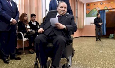 Cezayir 20 yıl sonra Buteflika'nın aday olmadığı bir seçime gidiyor