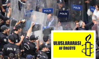 'Türkiye'de temel haklar ihlal ediliyor'