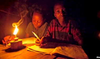 Nijerya'da grev nedeniyle 24 saatten uzun süredir elektrikler kesik