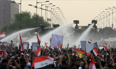 Irak'ta hükümet kurulamayınca Cumhurbaşkanı ve Meclis Başkanı protesto edildi