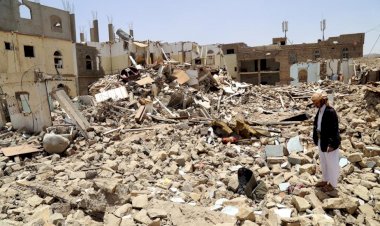 Husiler: Koalisyon güçleri Hudeyde'ye 1 yılda 72 hava saldırısı düzenledi