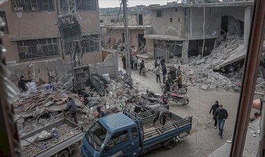 Rusya'nın İdlib'e saldırılarında 9 sivil hayatını kaybetti