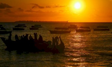 Benin'de ayine gidenleri taşıyan tekne battı: 100 ölü