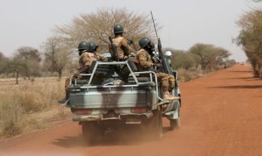 Burkina Faso'da devriye gezen askerlere pusu: 11 ölü