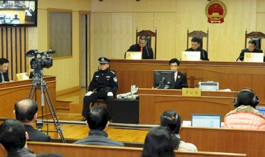 Çin’de hükümet ve Komünist Parti hakkında izinsiz kitap yayımlayanlara hapis