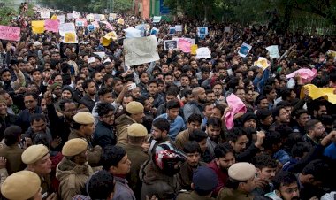 Hindistan'da protestolarda şehit sayısı 25'e yükseldi