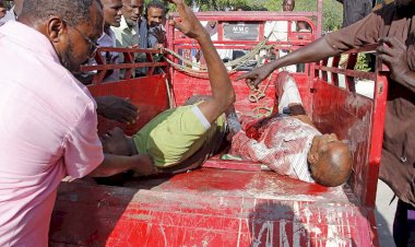 Somali'de bomba yüklü araçla saldırı: 80 ölü