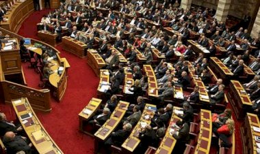 Cezayir'de Abdulaziz Cerad yeni hükümeti kurmakla görevlendirildi