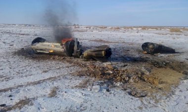 Rusya'nın balistik füzesi Kazakistan'a düştü