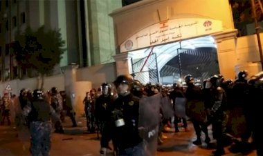 Beyrut sokakları yine karıştı: 35 yaralı