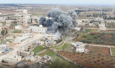 Esed rejimi güçleri Halep'in batısı ve güneyine saldırıyor