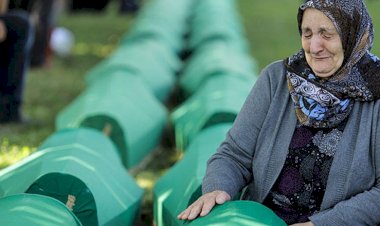 Srebrenitsa anneleri, Hollanda mahkemesinin kararını AİHM'e götürdü