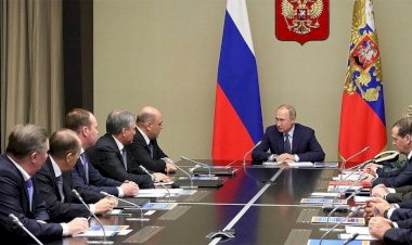 Putin yeni kabineyi onayladı