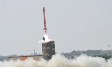 Pakistan'dan balistik füze denemesi