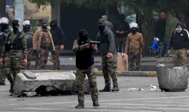 Bağdat'ta iki gösterici gerçek mermiyle öldürüldü