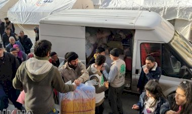 Elâzığ Umut Kervanı deprem bölgesinde yardım faaliyetlerine devam ediyor