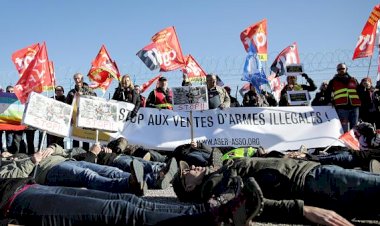 Suudi Arabistan’a silah taşıyan gemi Fransa’da protesto edildi