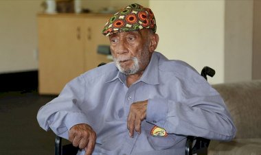 Mozambik direnişinin kahramanı Marcelino dos Santos öldü